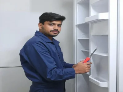 صورة رمزية لفني ثلاجات هندي